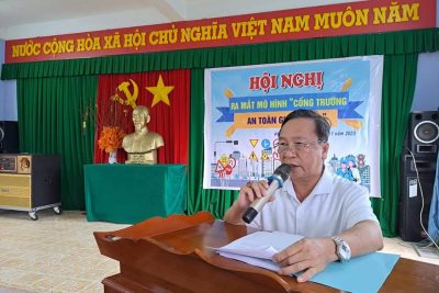 RA MĂT MÔ HÌNH CỔNG TRƯỜNG AN TOÀN GIAO THÔNG TẠI TRƯỜNG THCS PHỔ CƯỜNG